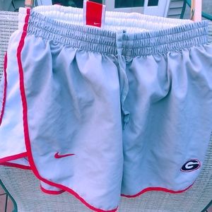 Ladies, Nike Fit Dry shorts, size small